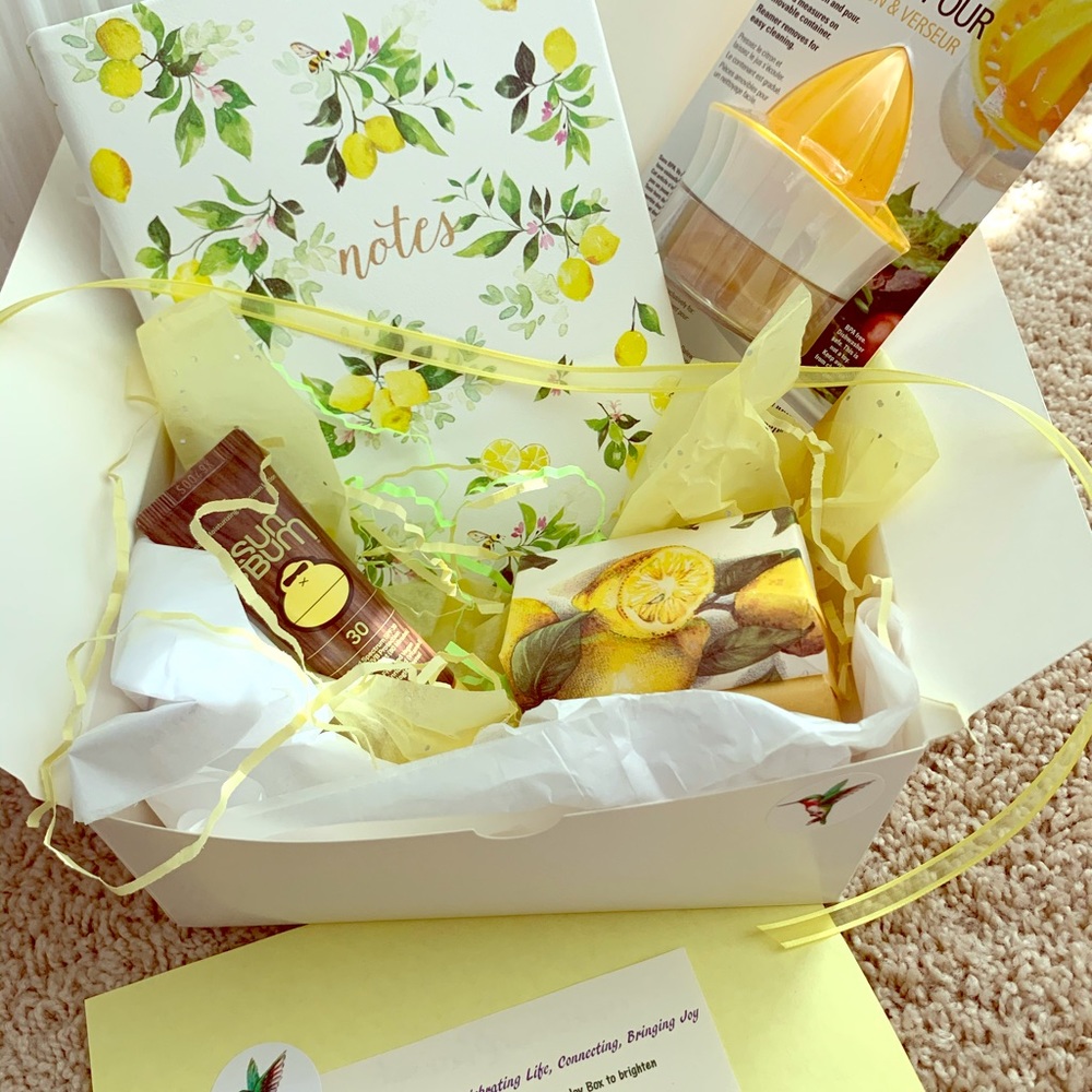 Bring some joy to a friend with lemons!